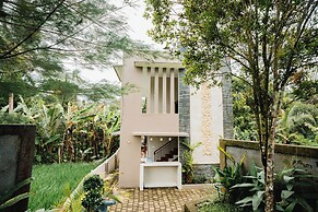 Casa De Arya