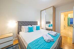 Seafront Apartments Petrovac