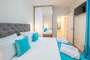 Seafront Apartments Petrovac