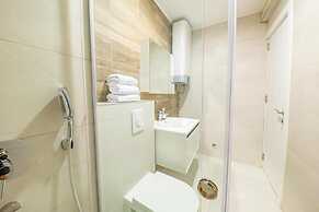 Seafront Apartments Petrovac