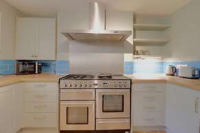 Central Brighton Apartment