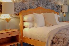 Central Brighton Apartment