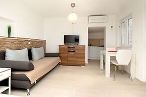 Apartment Golden Blue sea