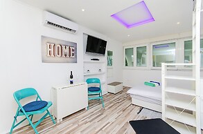 Apartment Blue sun