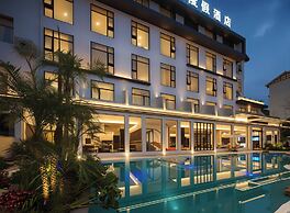 Forest Oxygen Bar Resort Hotel