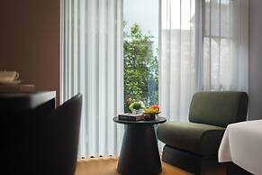 Forest Oxygen Bar Resort Hotel