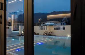 Forest Oxygen Bar Resort Hotel