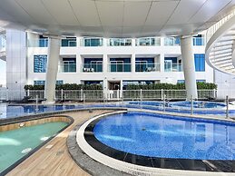 PVH - Opalz By Danube - Studio with Pool