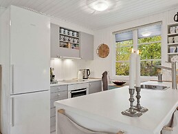 4 Star Holiday Home in Farvang