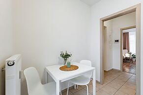 Karlsbad Apartments