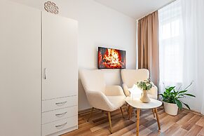 Karlsbad Apartments