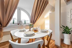 Karlsbad Apartments