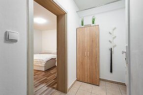 Karlsbad Apartments
