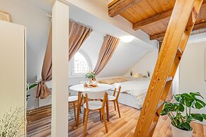 Karlsbad Apartments