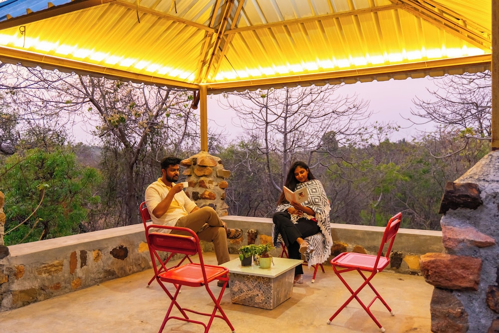 ALAYA STAYS KHADE FARMS 4BHK PetFriendly