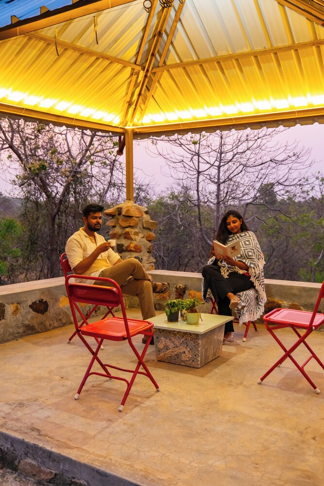 ALAYA STAYS KHADE FARMS 4BHK PetFriendly