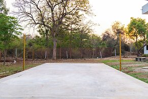 ALAYA STAYS KHADE FARMS 4BHK PetFriendly