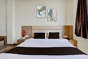 Super Townhouse Mahamrityunjay Dwar