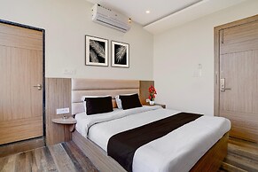 Super Townhouse Mahamrityunjay Dwar