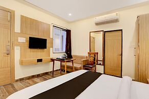 Super Townhouse Mahamrityunjay Dwar