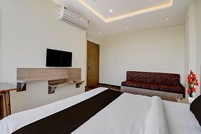 Super Townhouse Mahamrityunjay Dwar