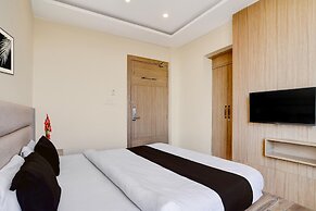 Super Townhouse Mahamrityunjay Dwar