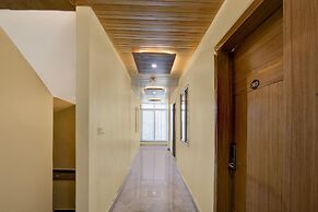 Super Townhouse Mahamrityunjay Dwar