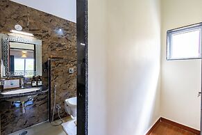 ELIVAAS Casa llios Stuning Getaway Villa
