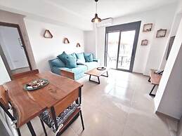 Viki's Sea View Apartment