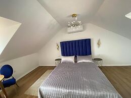 Villa de Blue 2