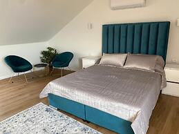 Villa de Blue 2