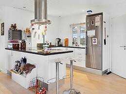 4 Star Holiday Home in Roslev