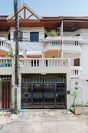 Arun Sa Wad House Sukhumvit 2 Guests