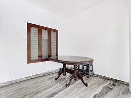 Super Hotel O Kazhakoottam