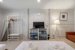 Arun Sa Wad House Sukhumvit 8 Guests