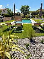 Ariom Apartments