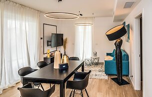 Ariom Apartments