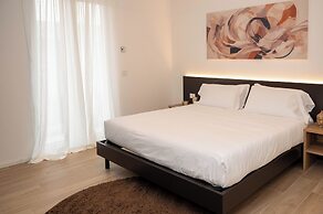Ariom Apartments