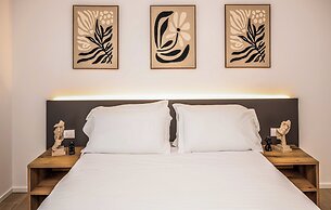 Ariom Apartments