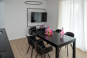 Ariom Apartments