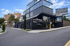 Bed & Bath Hotel Cápsula Quito