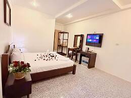 Vang Vieng Ruby Villa Hotel