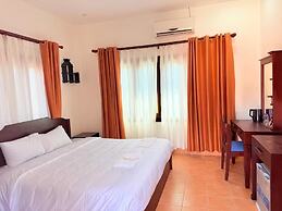 Vang Vieng Ruby Villa Hotel