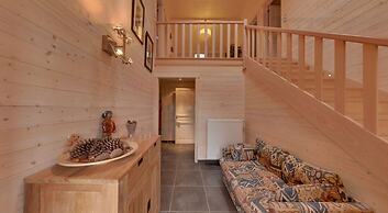 Luxury Chalet With Sauna in the Forest