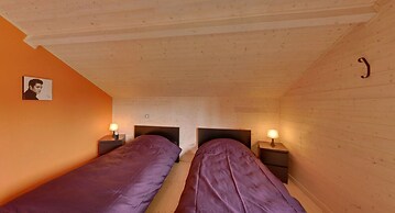 Luxury Chalet With Sauna in the Forest