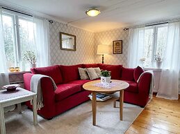 2 Person Holiday Home in Morlunda