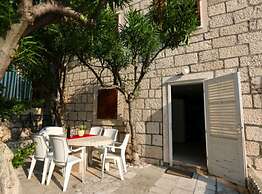 Apartments Trojanović