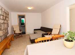 Apartments Trojanović