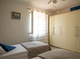 Beach House Legosi