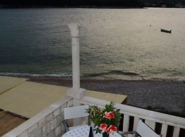 Beach House Legosi